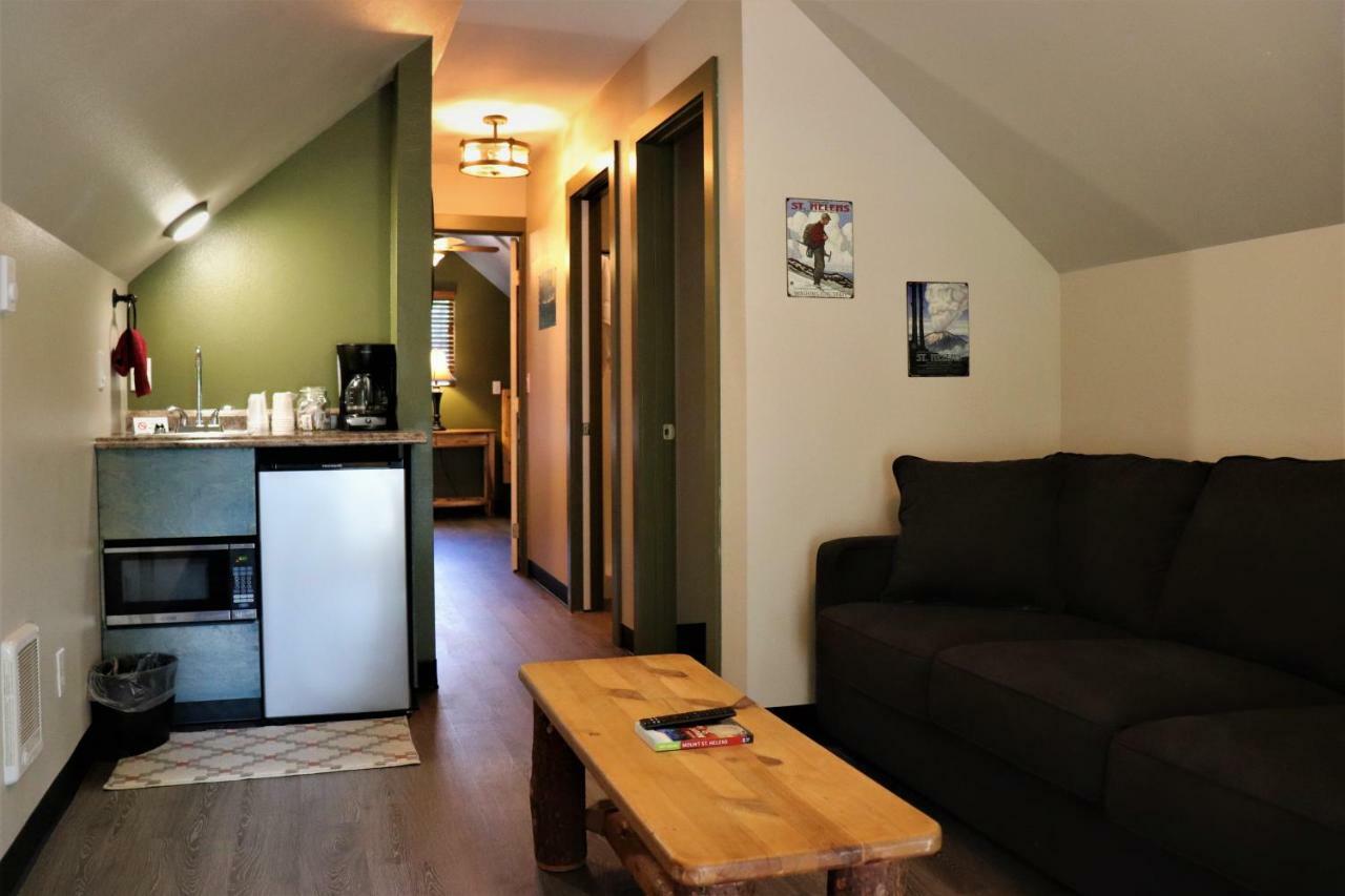 Cougar Lone Fir Resort מראה חיצוני תמונה