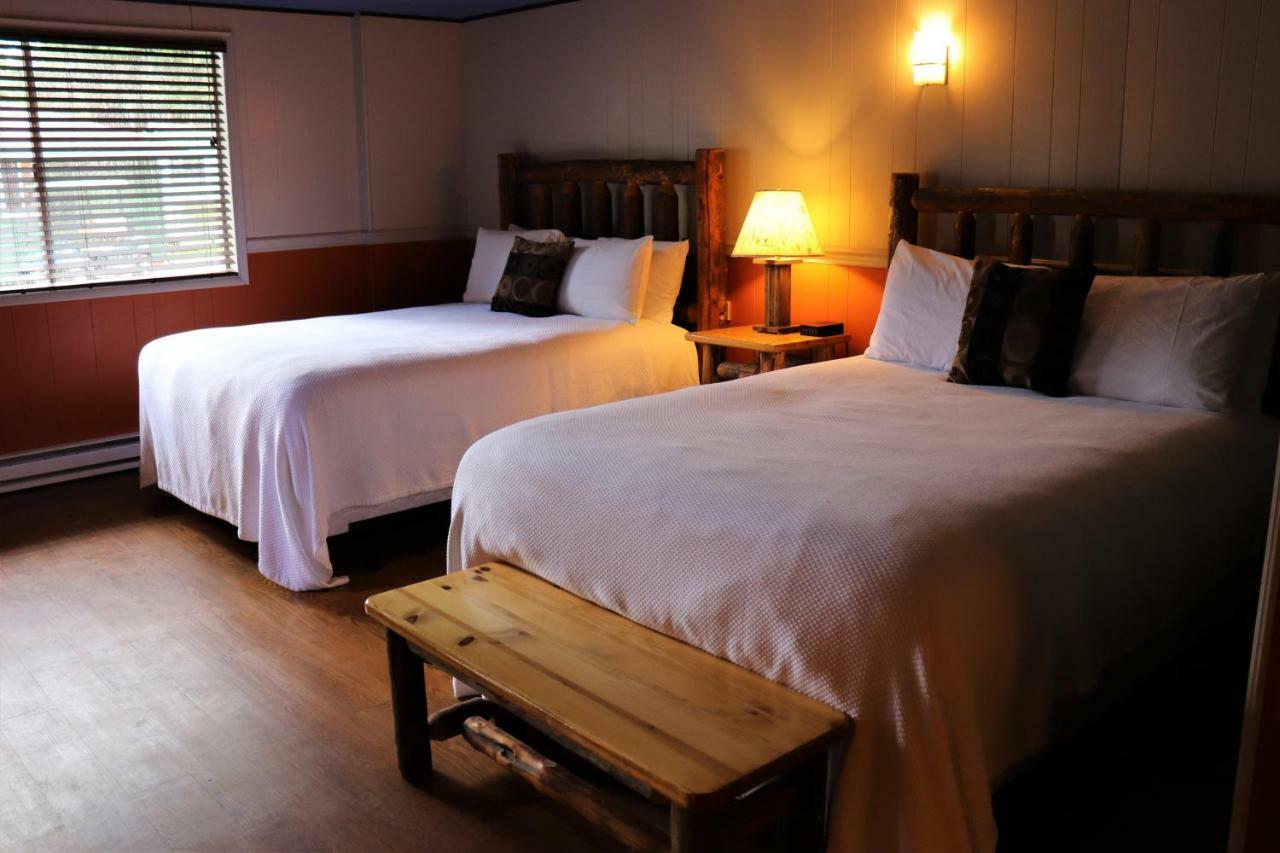 Cougar Lone Fir Resort מראה חיצוני תמונה