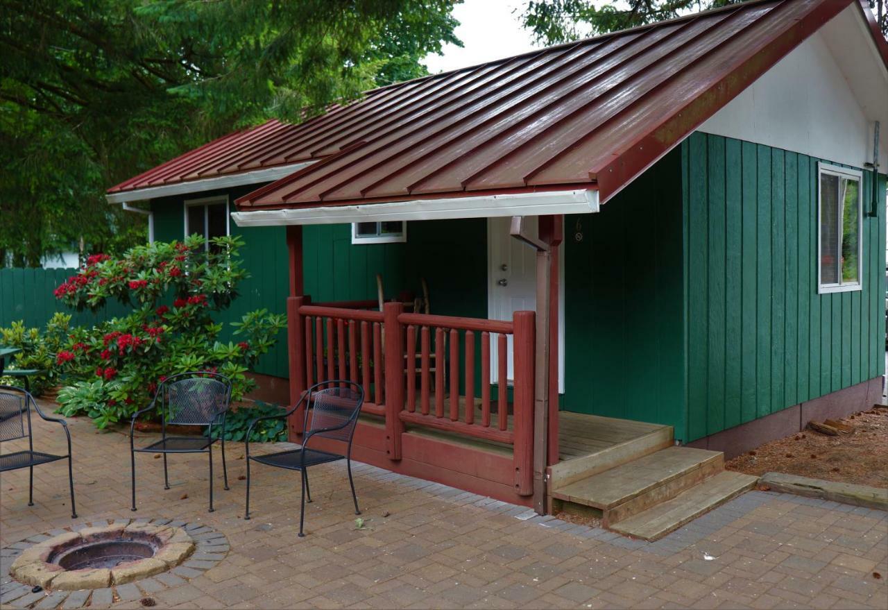 Cougar Lone Fir Resort מראה חיצוני תמונה